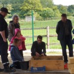 Inauguration - découverte des ateliers d'initiation à la fouille et de polissage de silex pour les enfants